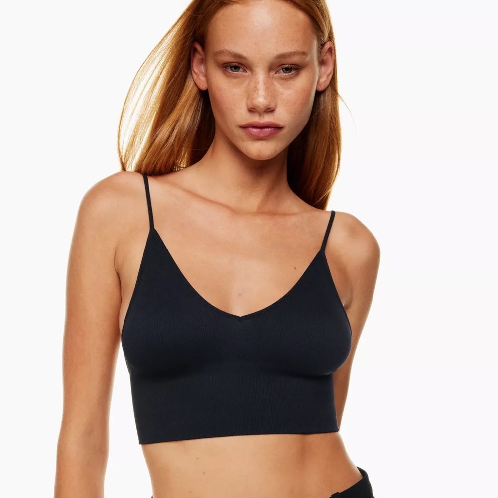 Aritzia Talula Toni seamless tank